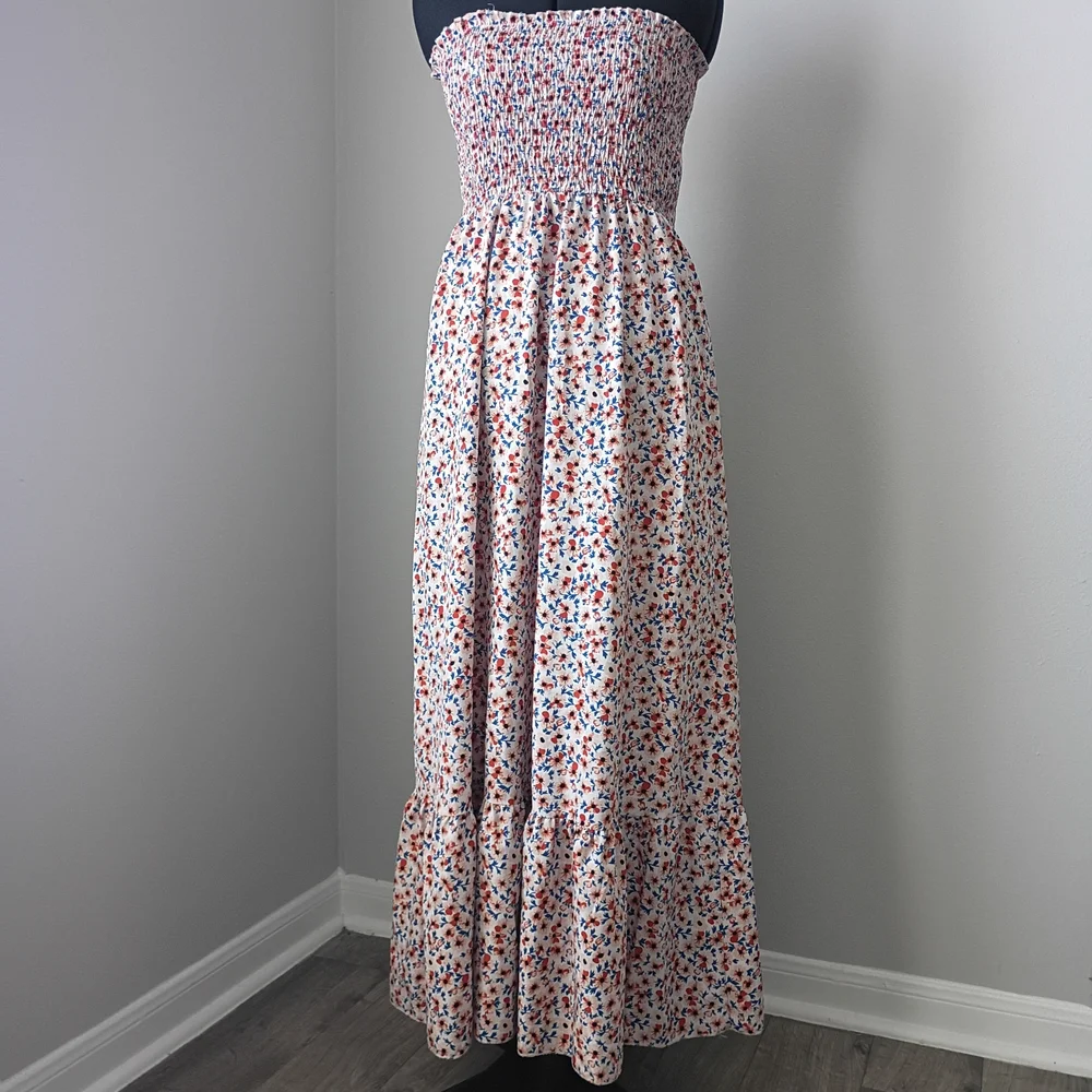 SHEIN Smocked Maxi Dress with Multicolor Flower Print - Picture 2 of 8